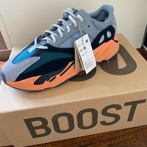 Yeezy Boosts 700 orange wash size. never worn with tags on.